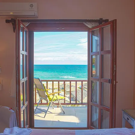 Eleni's Seaside Daire *