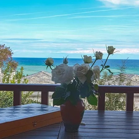 Daire Eleni's Seaside *